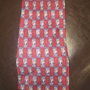 Elegant Red and Blue Patterned Tie